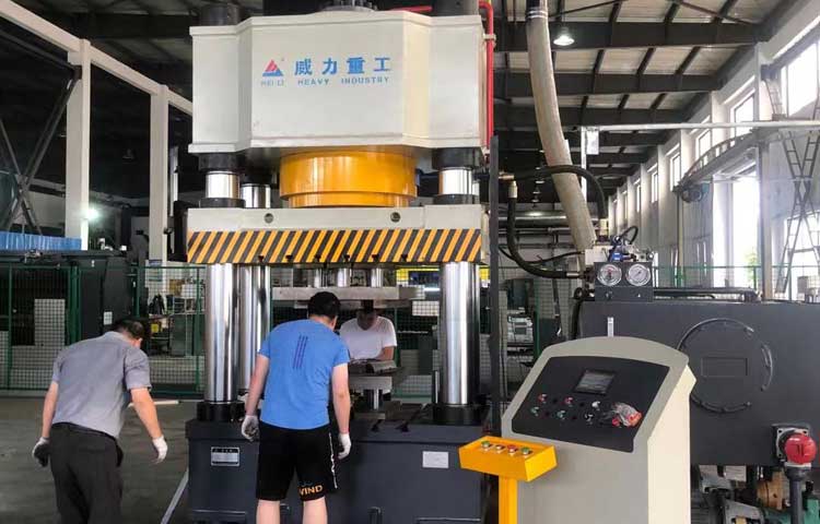 汽車(chē)輪轂沖壓成型液壓機(jī)